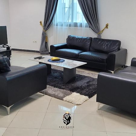 Residence Le Carat Douala Bagian luar foto