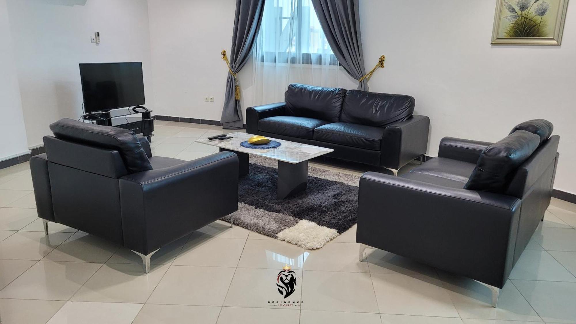 Residence Le Carat Douala Bagian luar foto